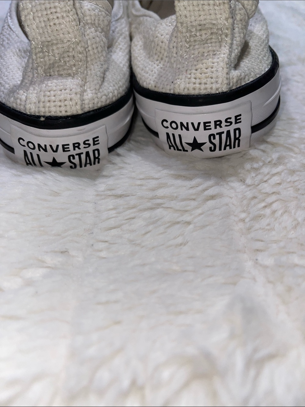 Converse - Picture 3 of 10